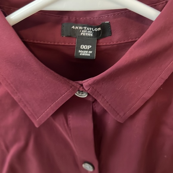 Ann Taylor, 00P, Buttom down long sleeve Maroon casual/work shirt. Work once. - Picture 2 of 4
